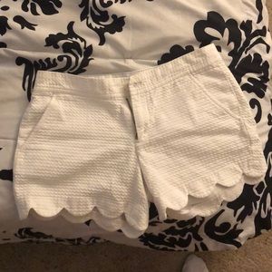 Lilly Pulitzer size 0 never worn white shorts!